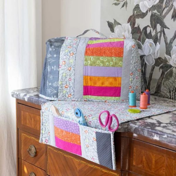'Quilt As You Go'  Machine Cover en Tafel 'Caddy'